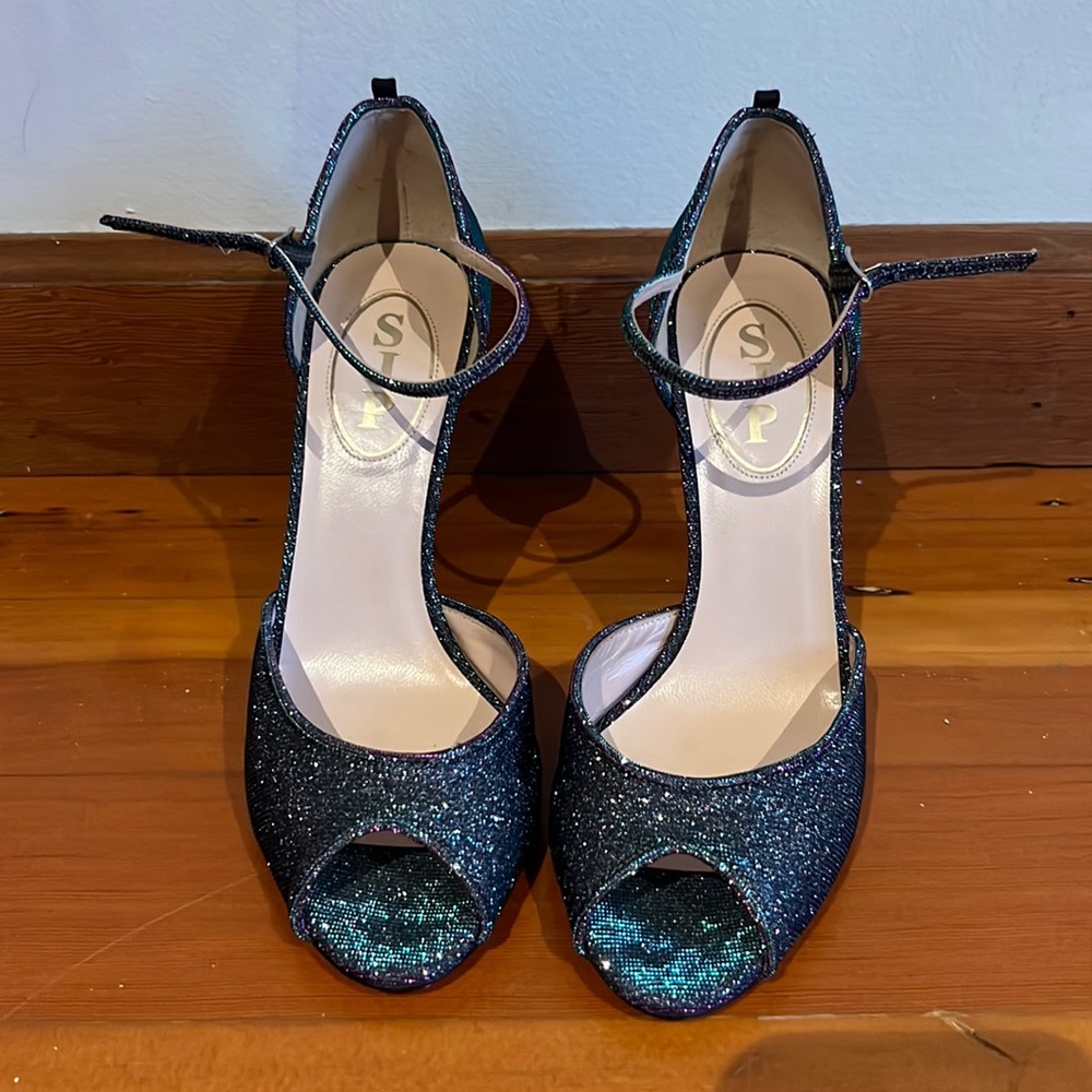 SJP by Sarah Jessica Parker Ursula 37